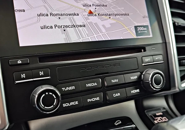 Porsche Cayenne cena 159900 przebieg: 130000, rok produkcji 2017 z Lubień Kujawski małe 781